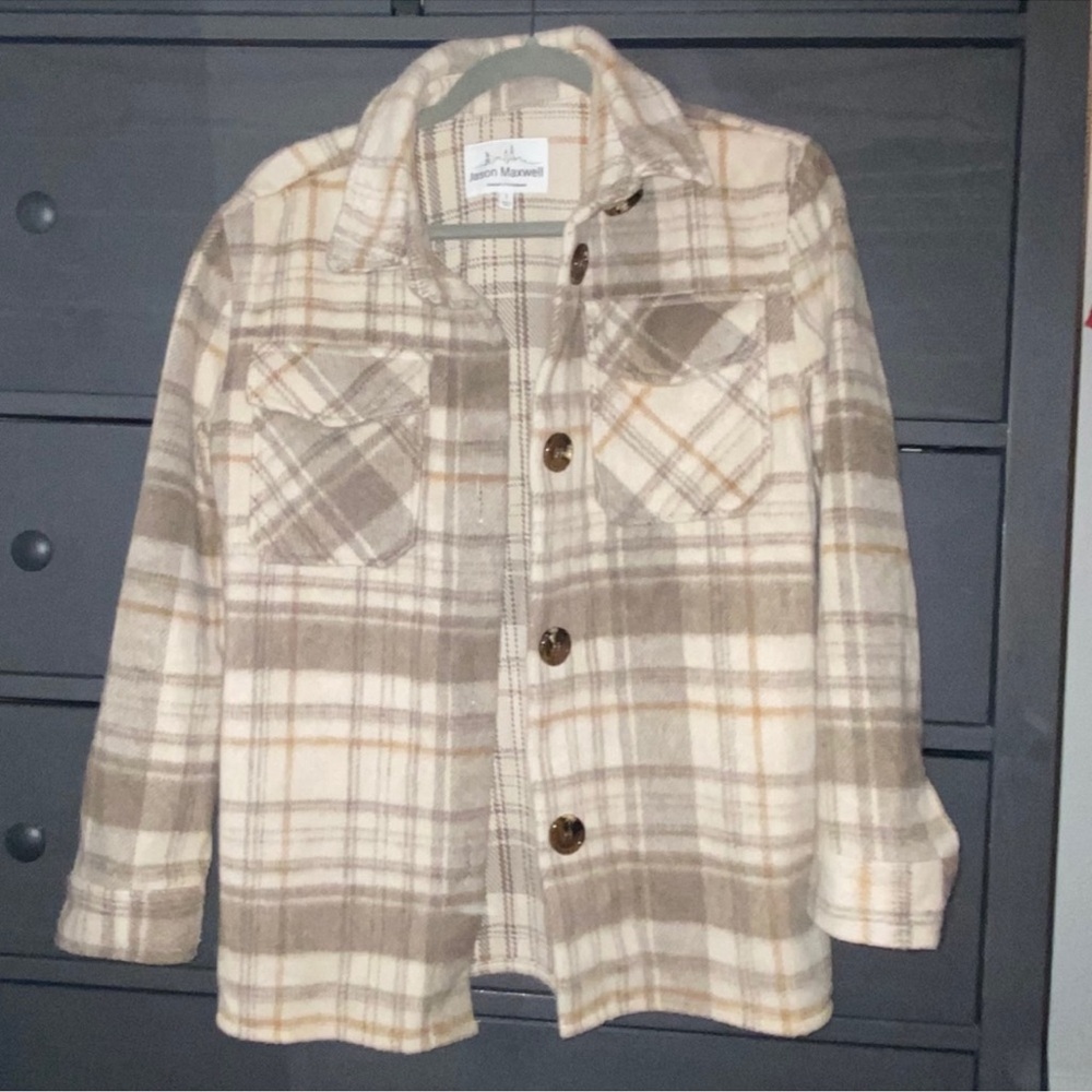 Plaid button up shacket - Picture 5 of 6
